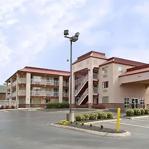 Days By Wyndham Airport East Отель
