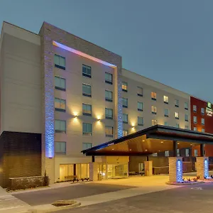 Hotel Express & - Metrocenter Downtown By Ihg