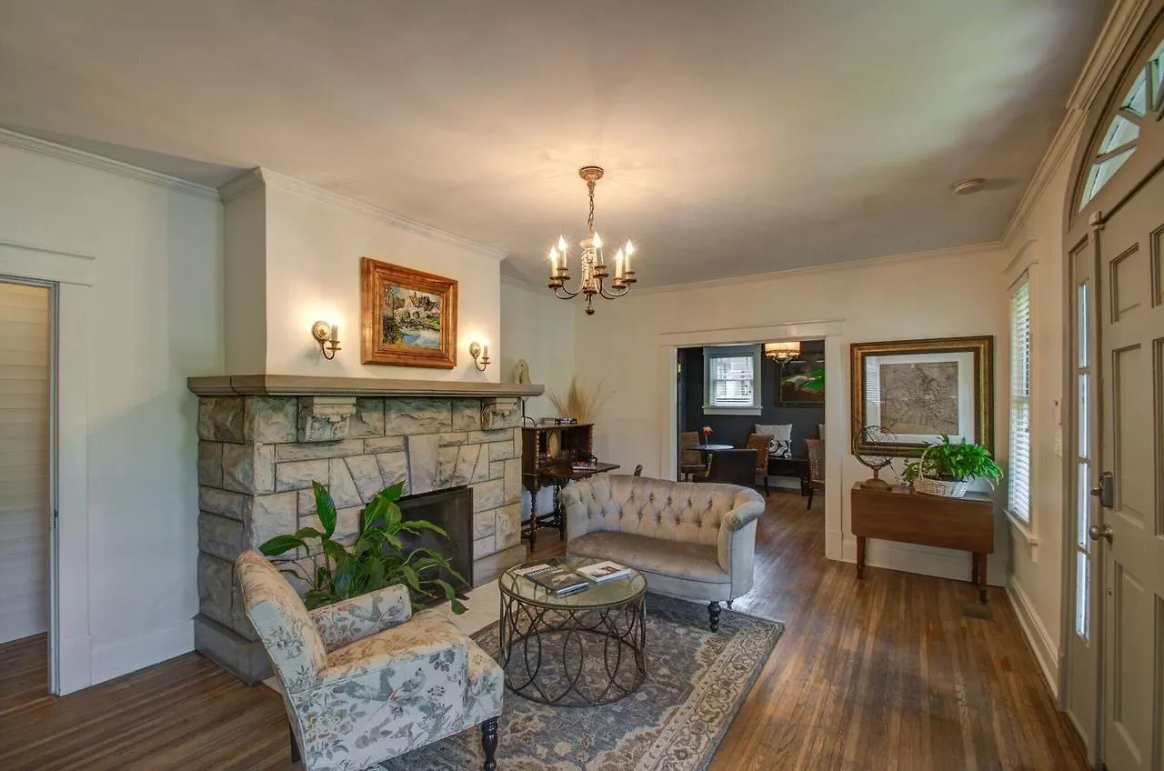 Bed & Breakfast Belmont Blvd Bed And Breakfast Nashville