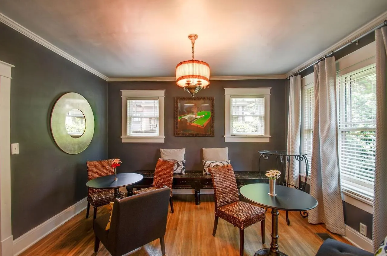 Belmont Blvd Bed And Breakfast Nashville United States