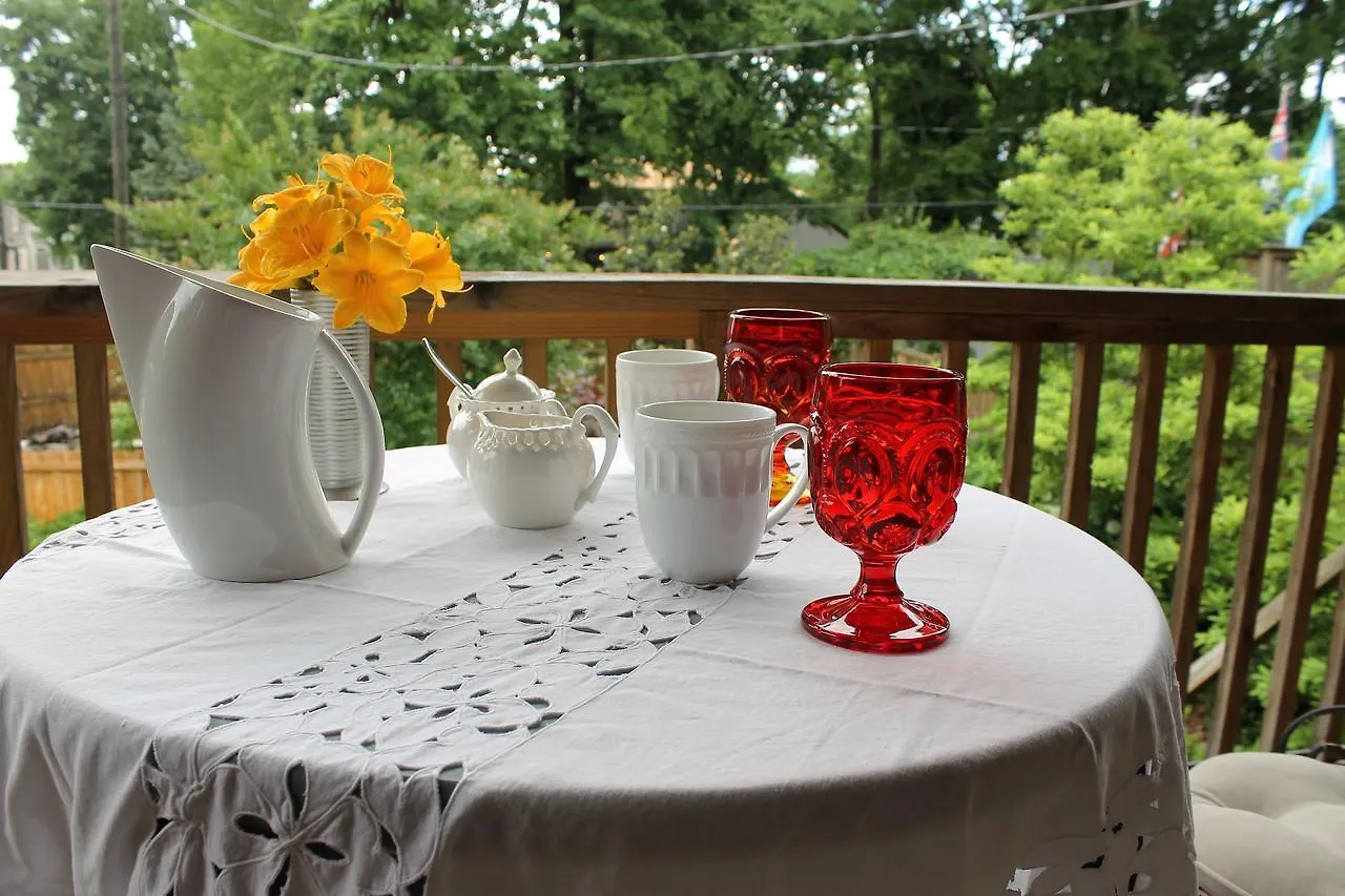 Belmont Blvd Bed And Breakfast Nashville